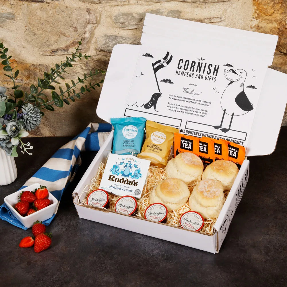 Strawberry Cream Tea Hamper In Box