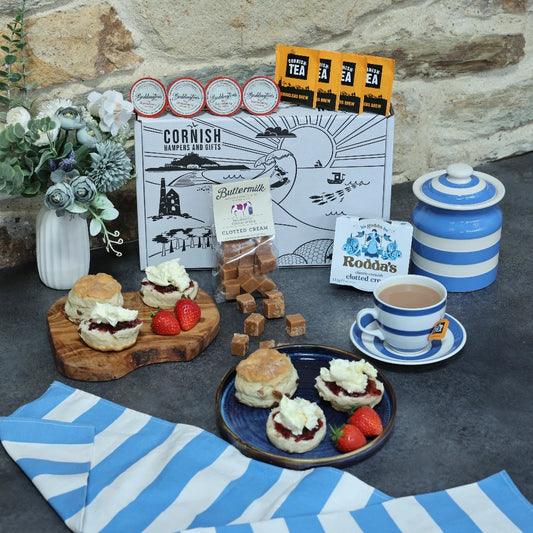Gluten Free Fruit Cream Tea Hamper for 4