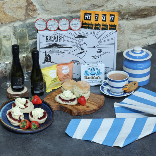 Prosecco Cream Tea Hamper