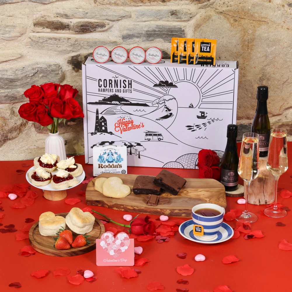 Heart Cream Tea & Bubbles